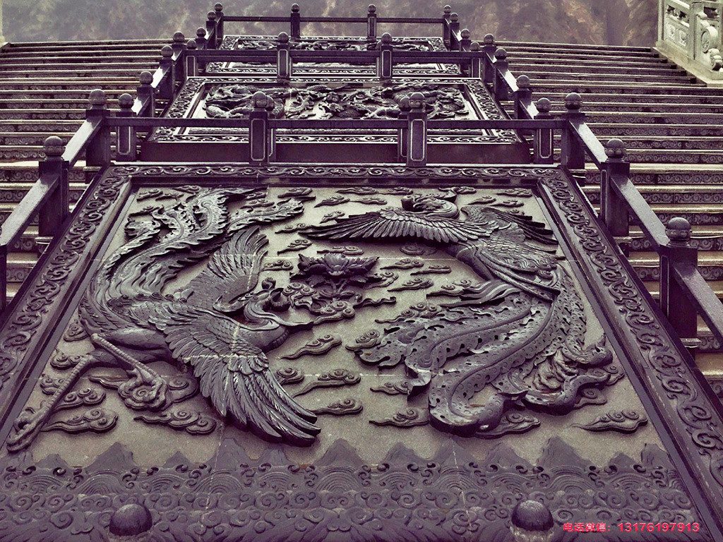 九龍御道丹陛石浮雕壁畫讓建筑物間的連接順暢