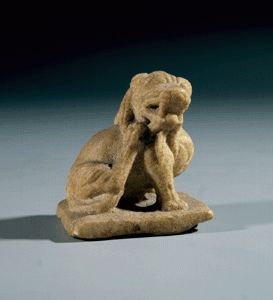 石雕藝術(shù)在隋唐時代可以說達(dá)到了登峰造極的地步，如唐乾陵前的石獅子、石雕麒麟等是我國藝術(shù)史上的杰出作品。